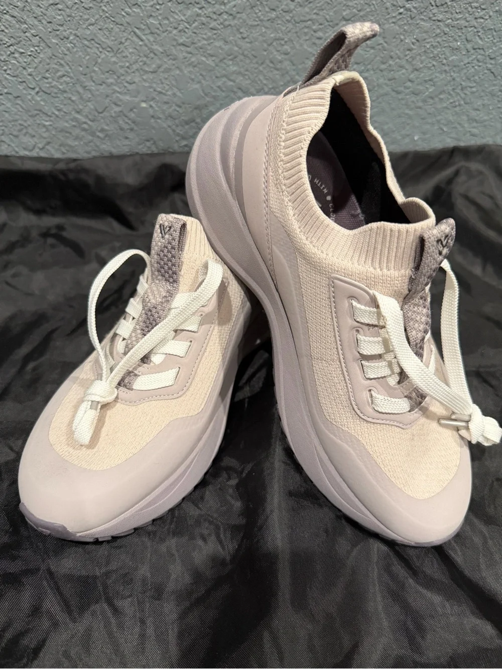 Vessi Stormburst Light Quartzite Waterproof Knit Sneakers, Women sz 6
